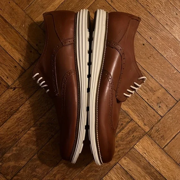 Cole Haan Tan/Ivory ØriginalGrand Wingtip Oxfords Men's 13M — NWOT - Picture 3 of 7